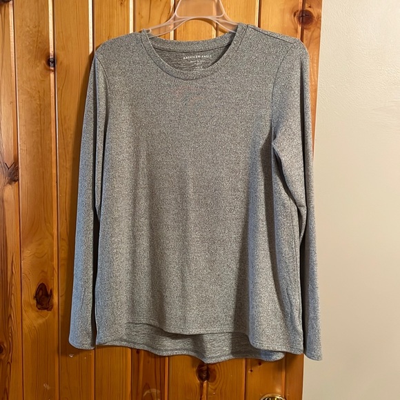 American Eagle Outfitters Tops - American Eagle Soft and Sexy Plush Long Sleeve Top